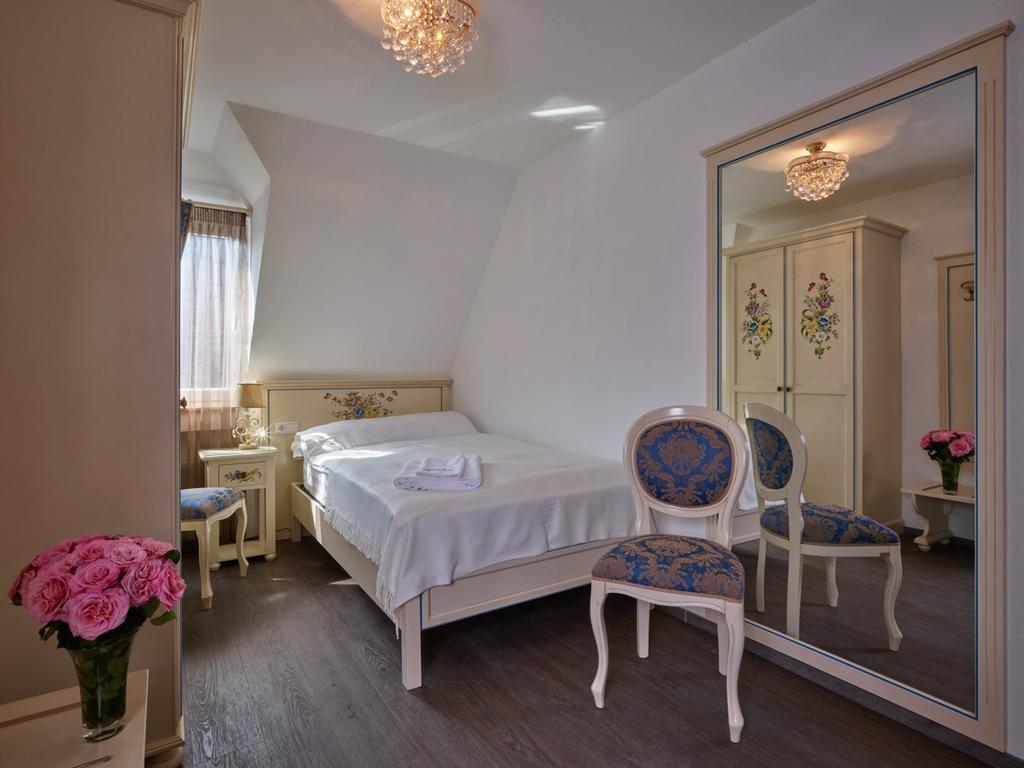 Apartment-Hotel Am Rathaus Düsseldorf Dış mekan fotoğraf