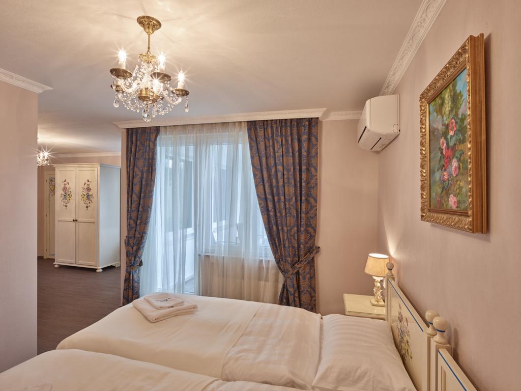 Apartment-Hotel Am Rathaus Düsseldorf Dış mekan fotoğraf