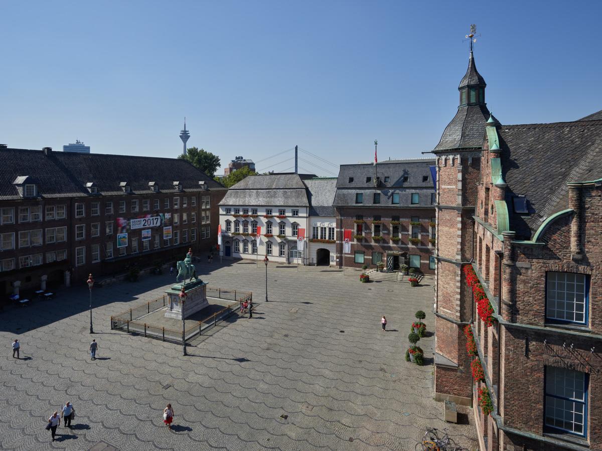 Apartment-Hotel Am Rathaus Düsseldorf Dış mekan fotoğraf
